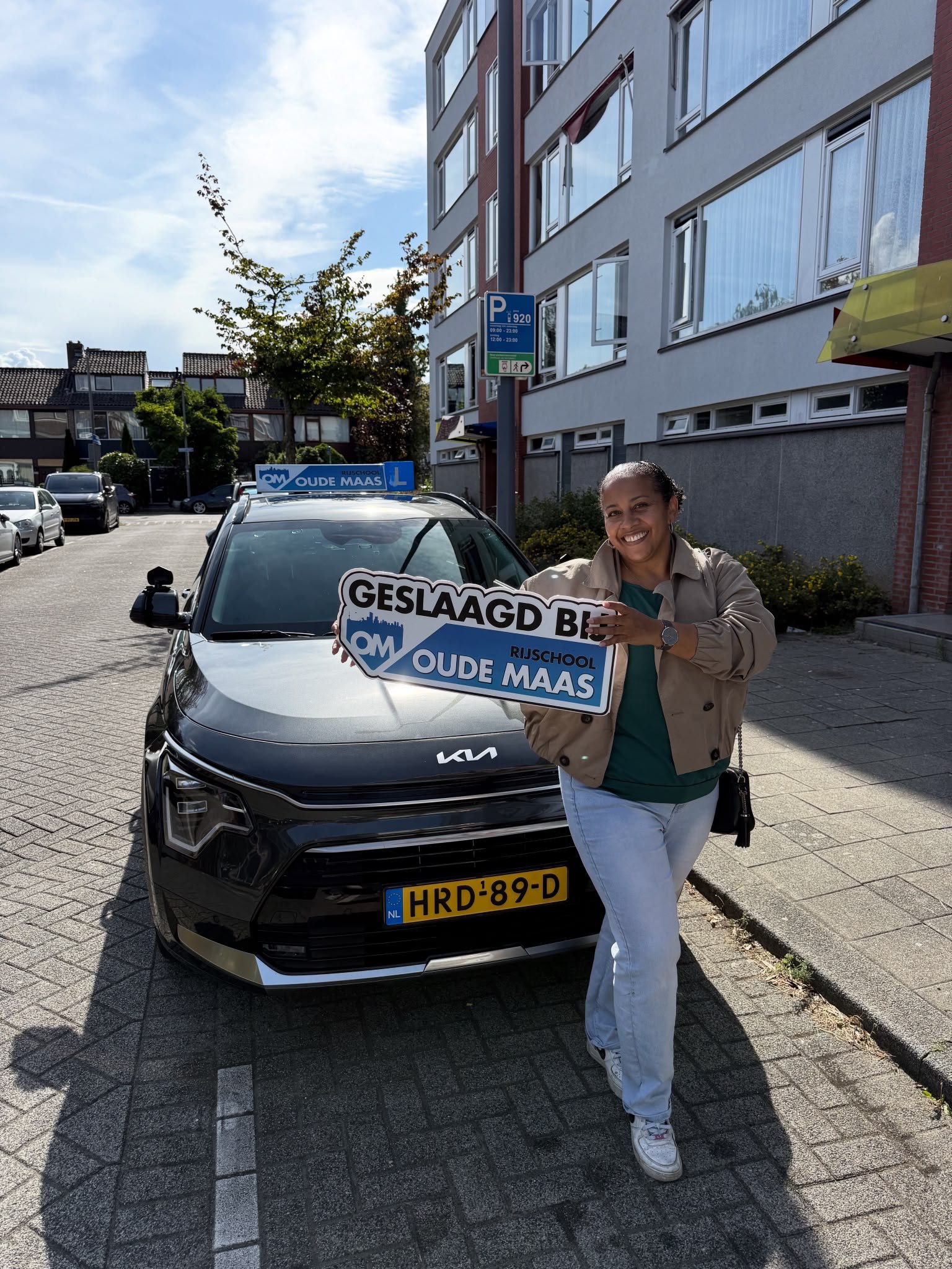 Geslaagde leerling bij Rijschool Oude Maas